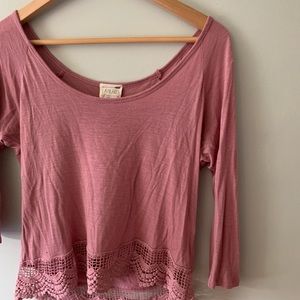 scooped neck, lace top